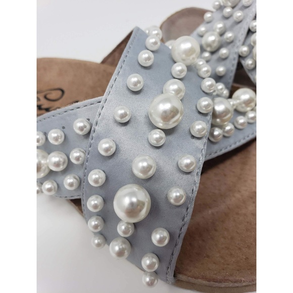 Slip on Pearl Embroidered Open Toe Sandal - Picture 3 of 3